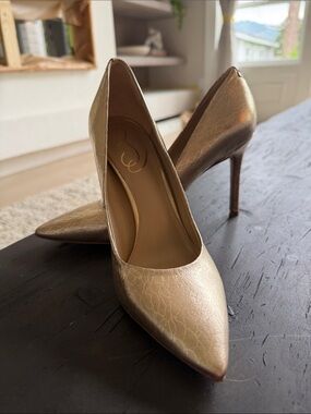 Sam Edelman Metallic Gold Pointed Toe Stiletto Heels